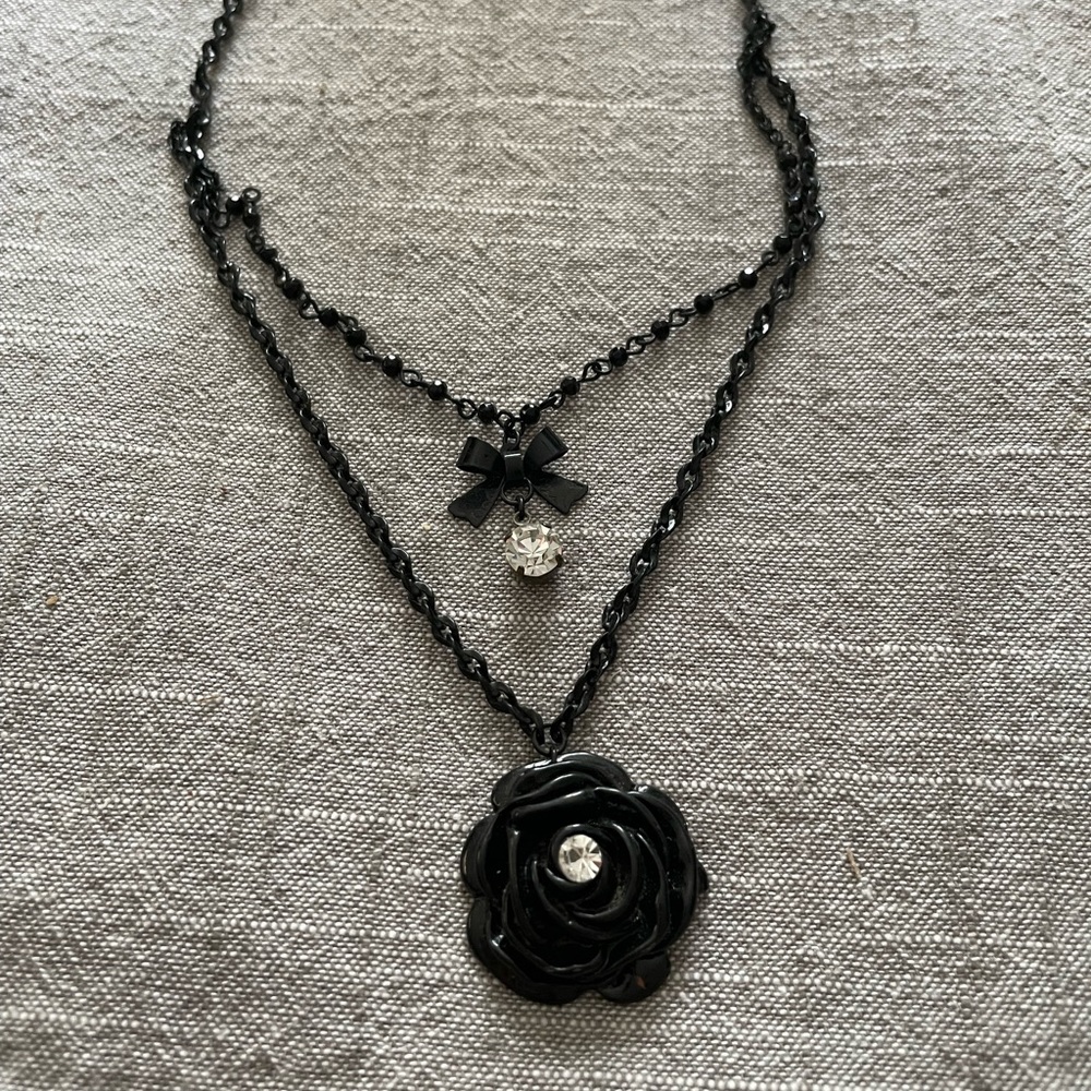 Betsey Johnson necklace